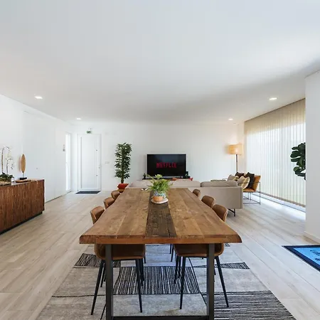 Mauricio With Jacuzzi And Private Swimming Pool Villa *