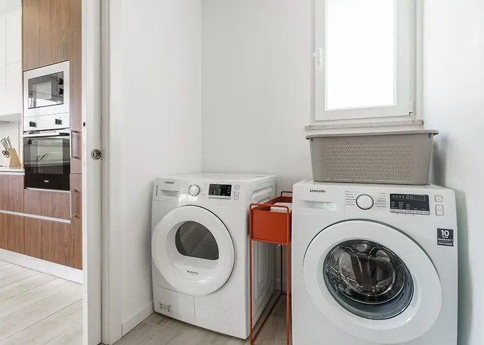 فيلة Mauricio With Jacuzzi And Private Swimming Pool Santa Barbara (Lisbon)