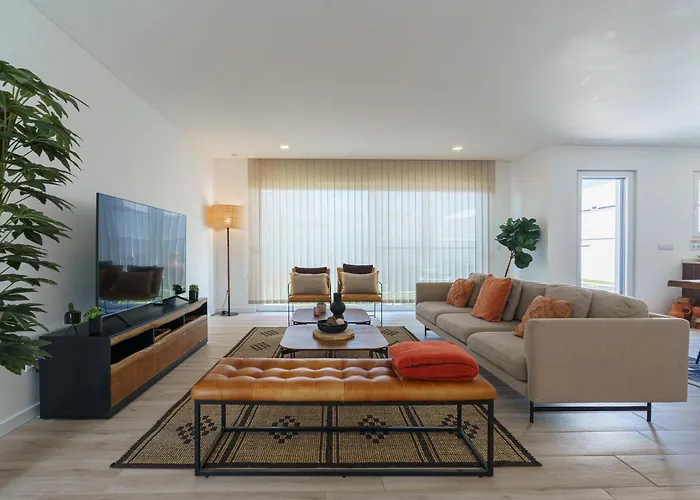 Mauricio With Jacuzzi And Private Swimming Pool فيلة